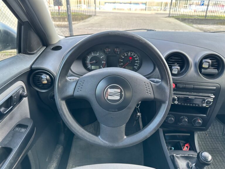 Seat Ibiza 1.4i 16V Stella