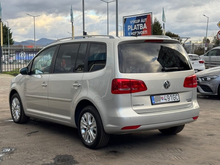 Volkswagen Touran 2.0 TDI Highline DSG