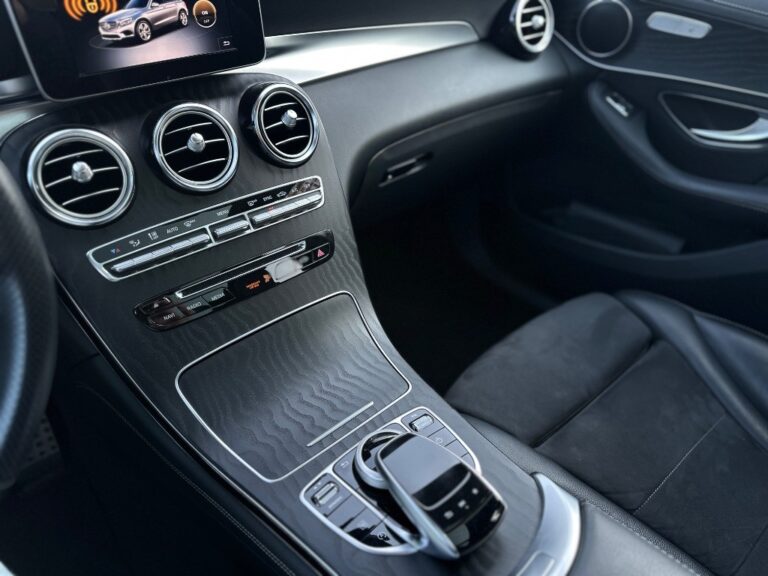 Mercedes-Benz GLC SUV 220d 4MATIC A/T