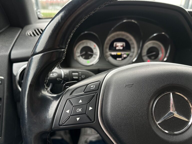 Mercedes-Benz GLK 350 CDI BlueEFFICIENCY 4MATIC A/T