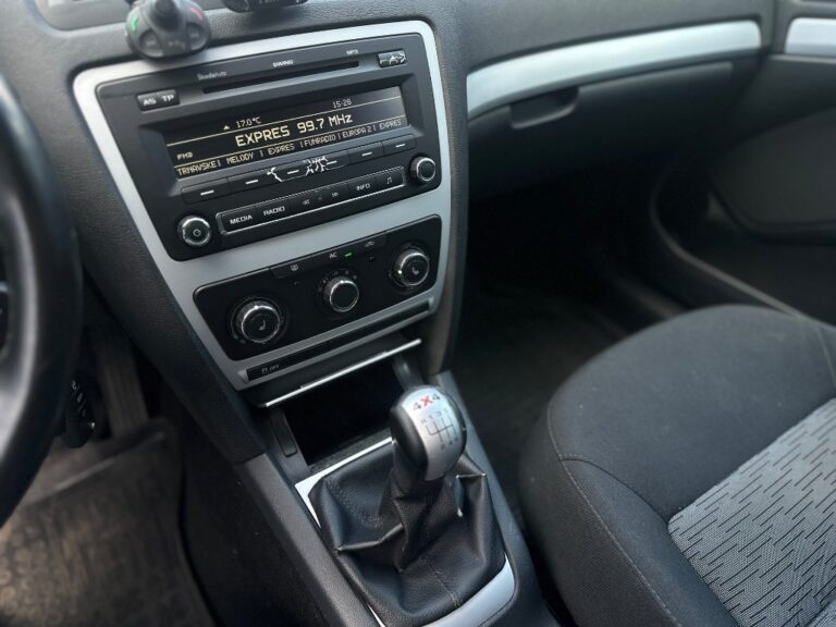 Škoda Octavia Combi 1.6 TDI CR DPF 4x4 Elegance