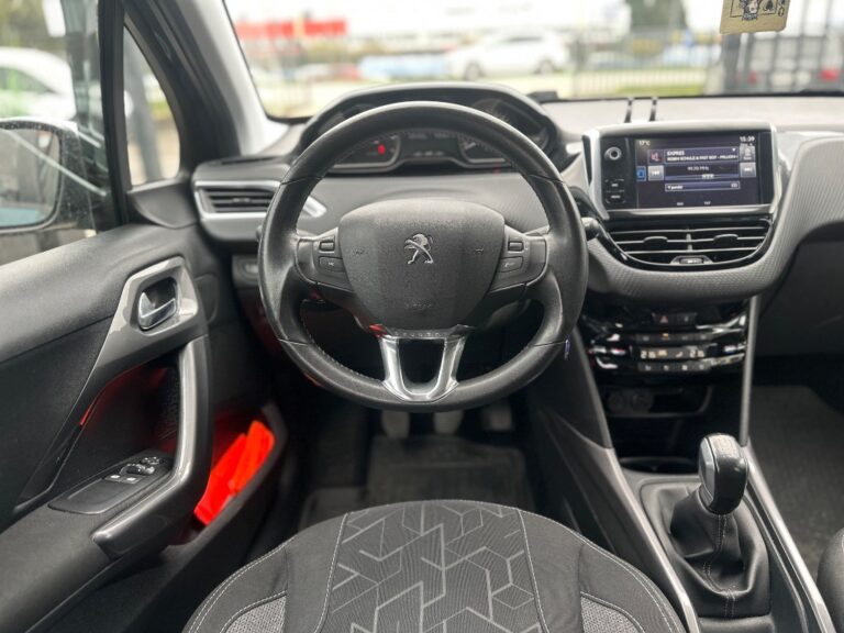 Peugeot 2008 1.2 PureTech Active