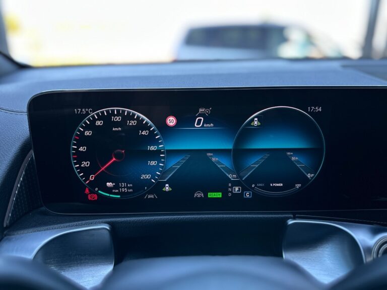 Mercedes-Benz EQB 300 4MATIC