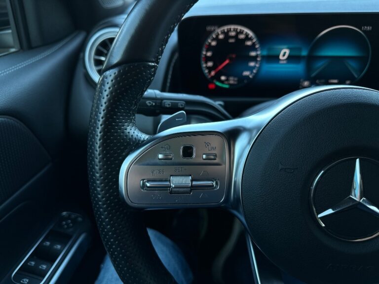 Mercedes-Benz EQB 300 4MATIC