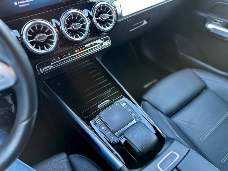 Mercedes-Benz EQB 300 4MATIC