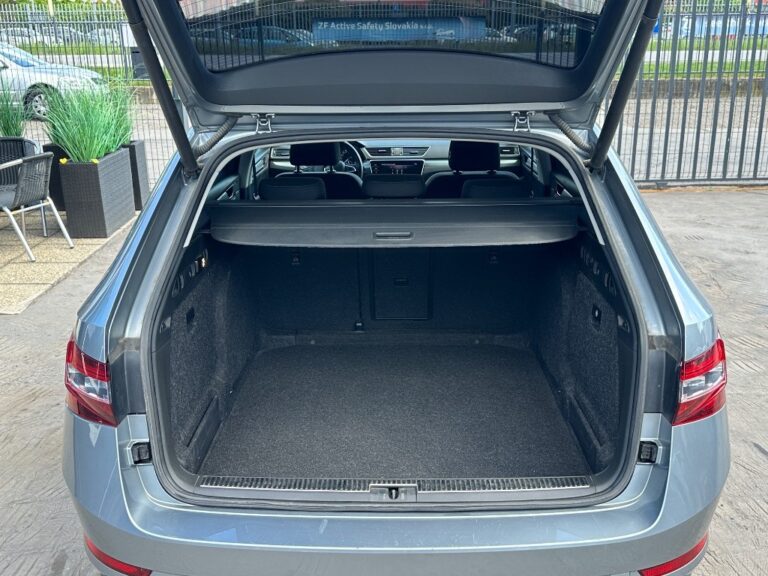 Škoda Superb Combi 2.0 TDI 190k 4x4 Style DSG EU6