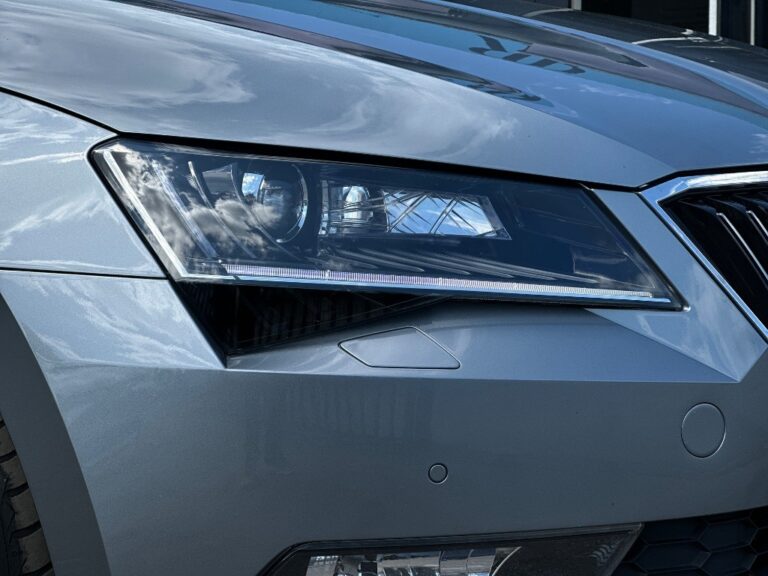 Škoda Superb Combi 2.0 TDI 190k 4x4 Style DSG EU6