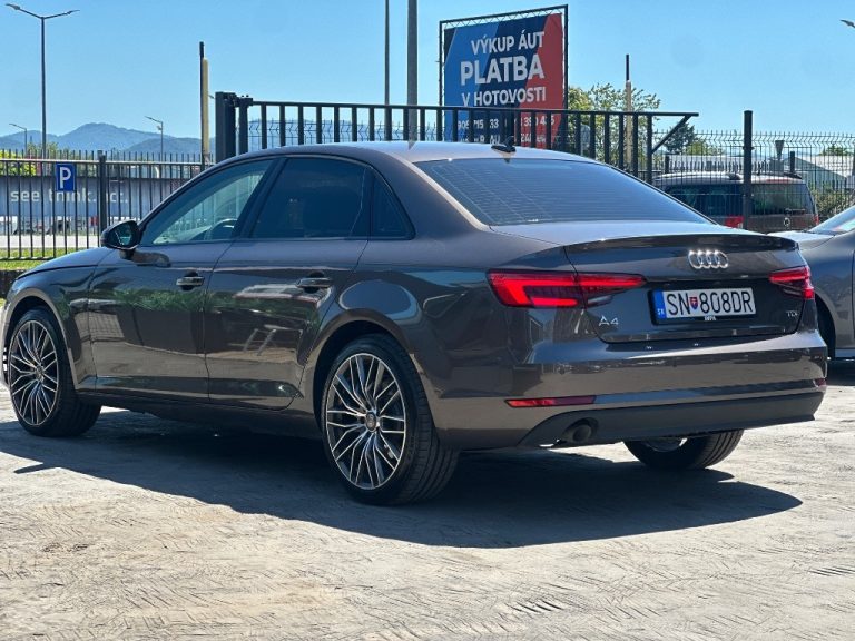 Audi A4 2.0 TDI 150k Manager
