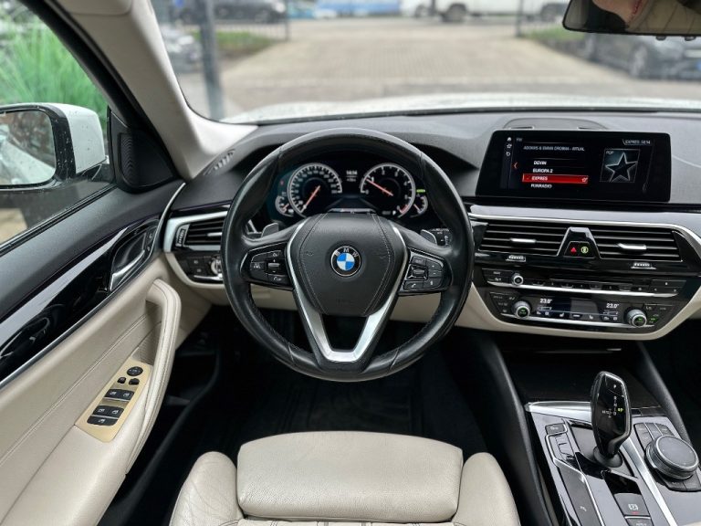 BMW Rad 5 Touring 520d xDrive A/T