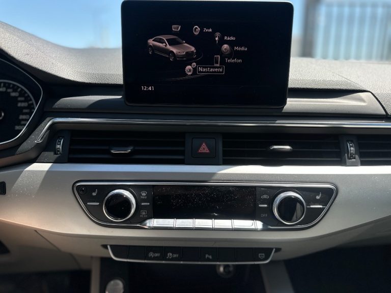 Audi A4 2.0 TDI 150k Manager