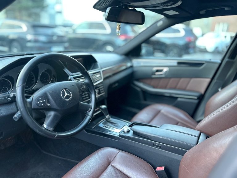 Mercedes-Benz E trieda Sedan 250 CDI Blue Elegance A/T