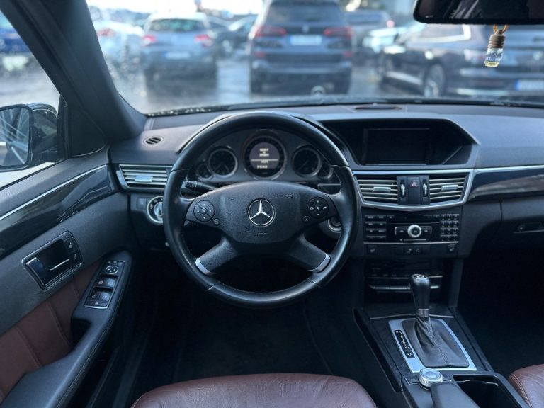 Mercedes-Benz E trieda Sedan 250 CDI Blue Elegance A/T