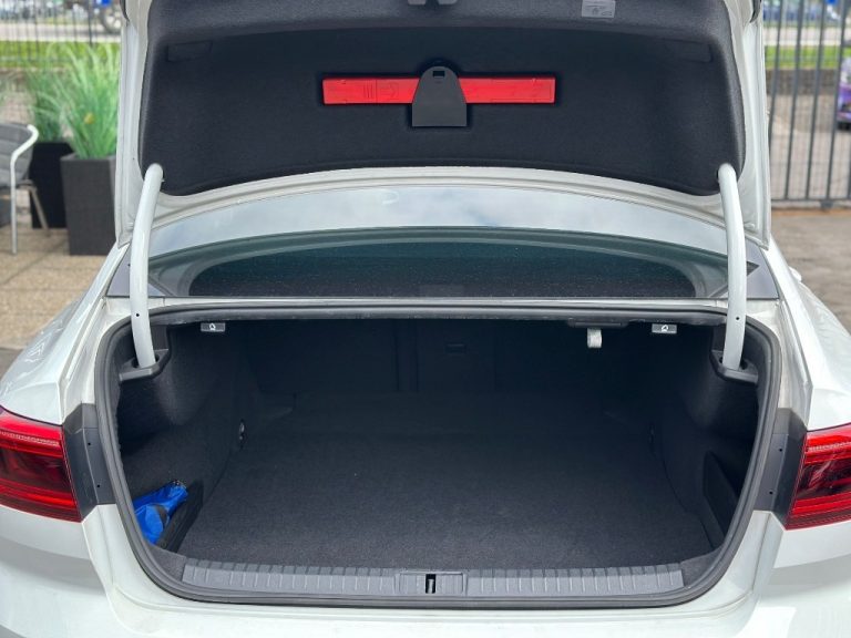 Volkswagen Passat 2.0 TDI EVO Business DSG