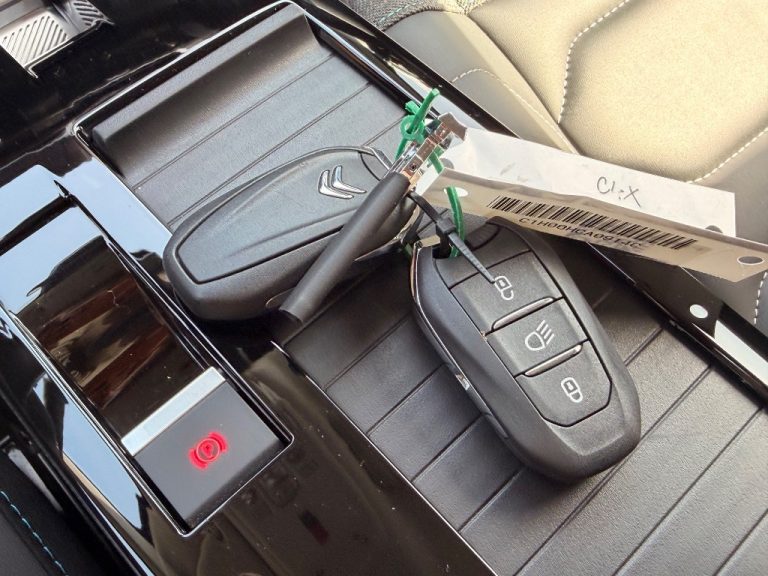Citroën C4 X BlueHDi 130 S&S Shine Pack A/T