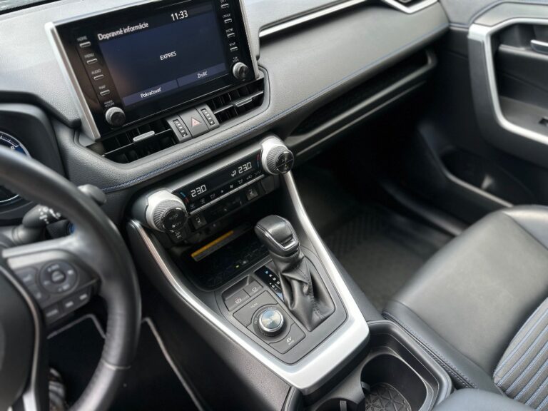 Toyota RAV4 2.5 Hybrid e-CVT Selection AWD