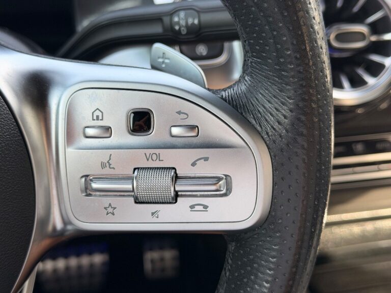 Mercedes-Benz GLB 200 A/T