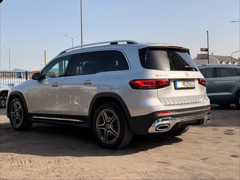 Mercedes-Benz GLB 200 A/T