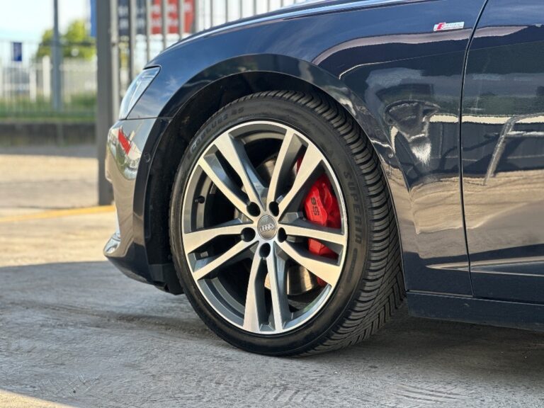 Audi A6 Avant S - LINE