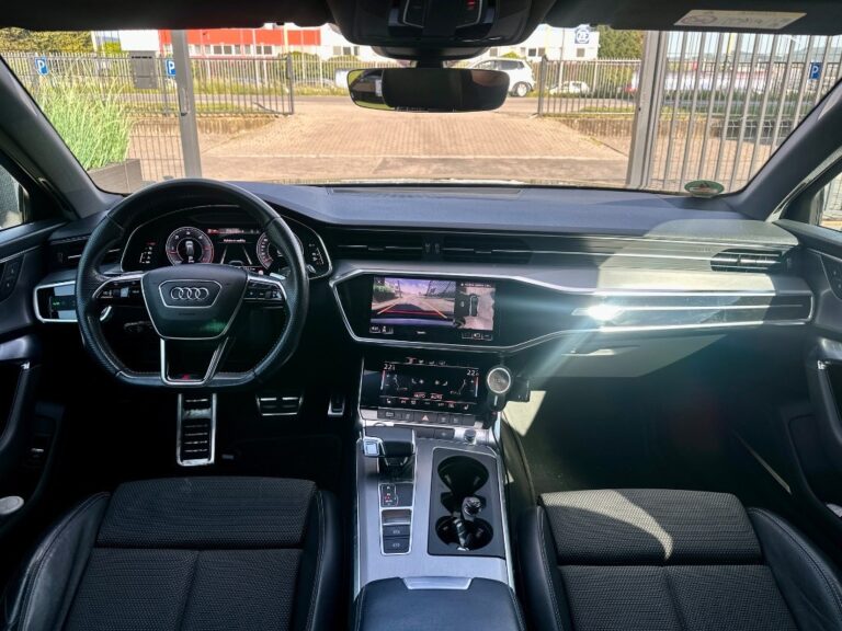 Audi A6 Avant S - LINE