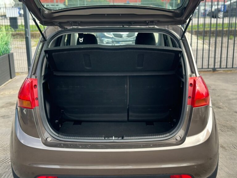 Kia Venga 1.4 CVVT Base