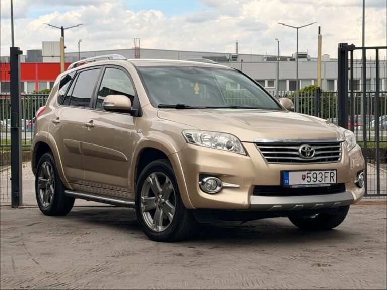 Toyota RAV4 2.2l D-CAT 150 Premium Navi A/T
