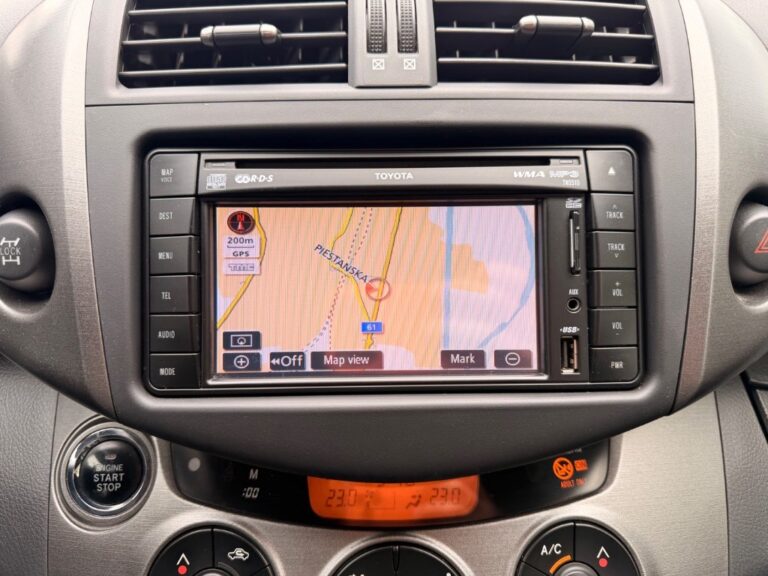Toyota RAV4 2.2l D-CAT 150 Premium Navi A/T