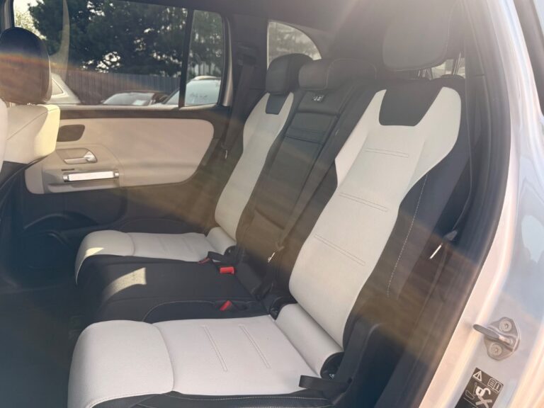 Mercedes-Benz GLB 200 A/T