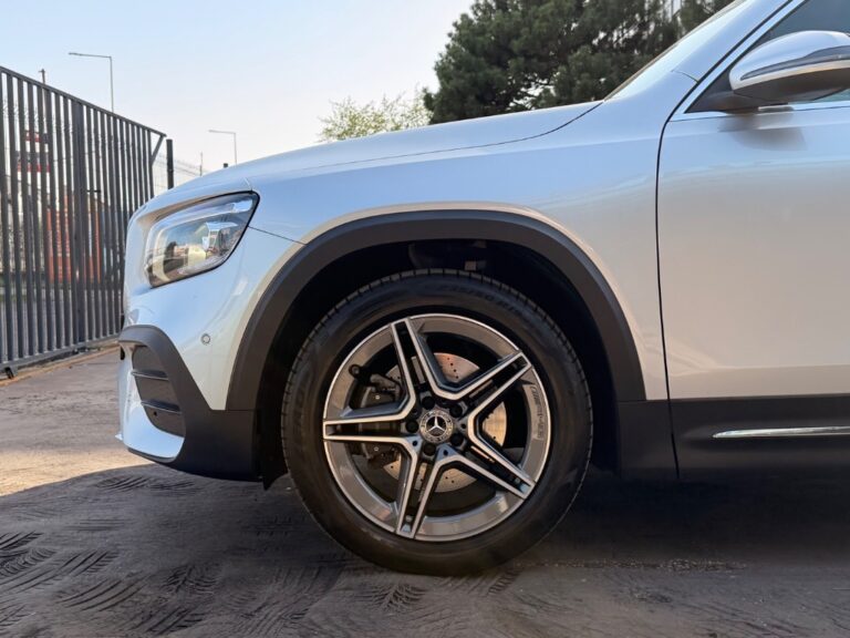 Mercedes-Benz GLB 200 A/T