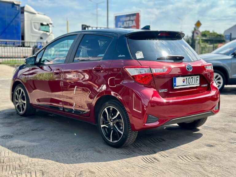 Toyota Yaris 1.5 Hybrid Selection e-CVT