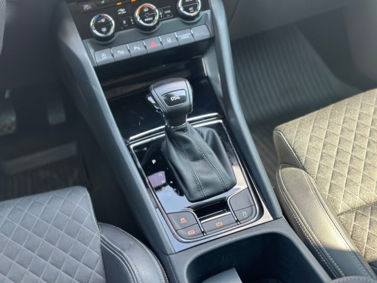 Škoda Karoq 1.5 TSI ACT Style DSG