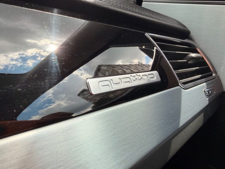 Audi A8 3.0 TDI V6 DPF clean diesel quattro tiptronic