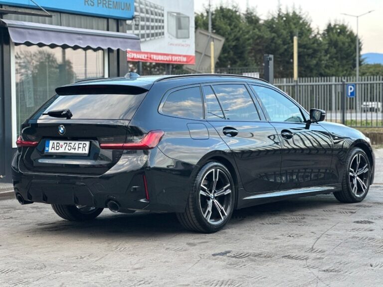 BMW Rad 3 Touring 320d mHEV xDrive A/T