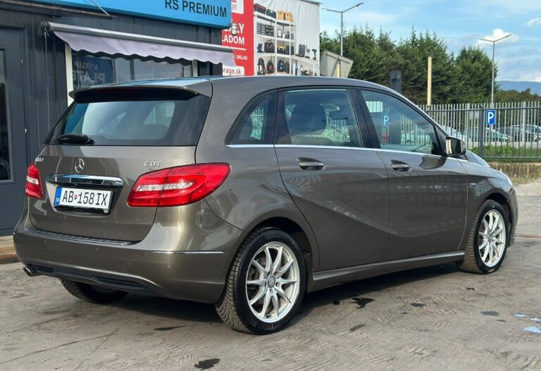 Mercedes-Benz B trieda