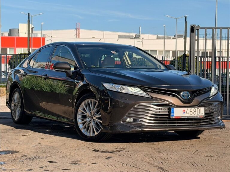 Toyota Camry 2.5 Hybrid Executive e-CVT