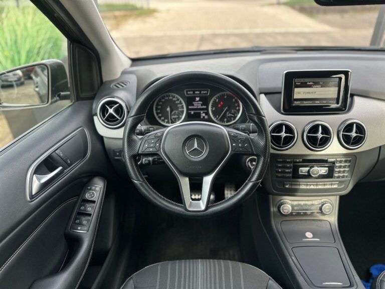 Mercedes-Benz B trieda