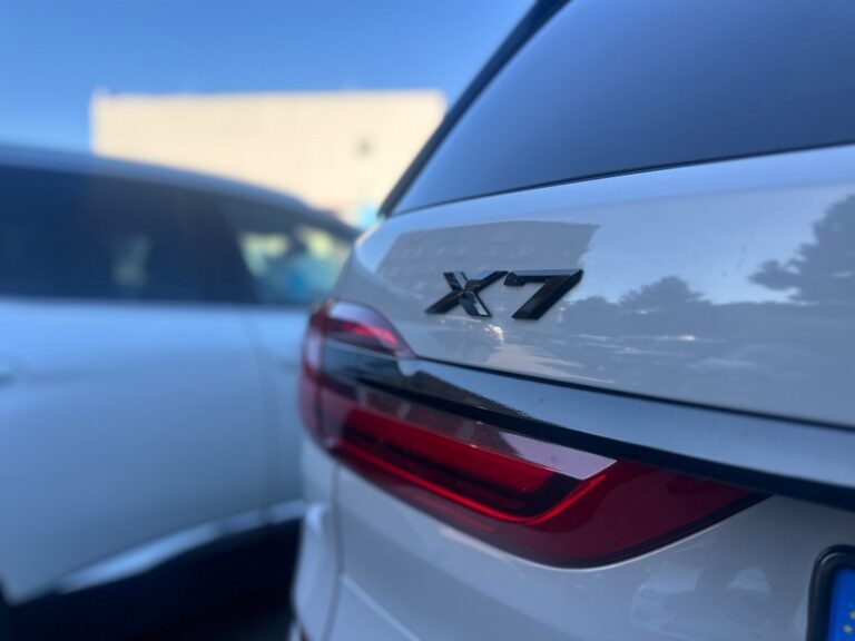 BMW X7 xDrive 40d mHEV A/T