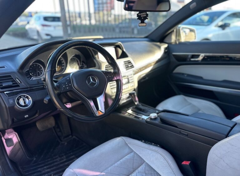 Mercedes-Benz E trieda Kupé 350 CDI BlueEFFICIENCY