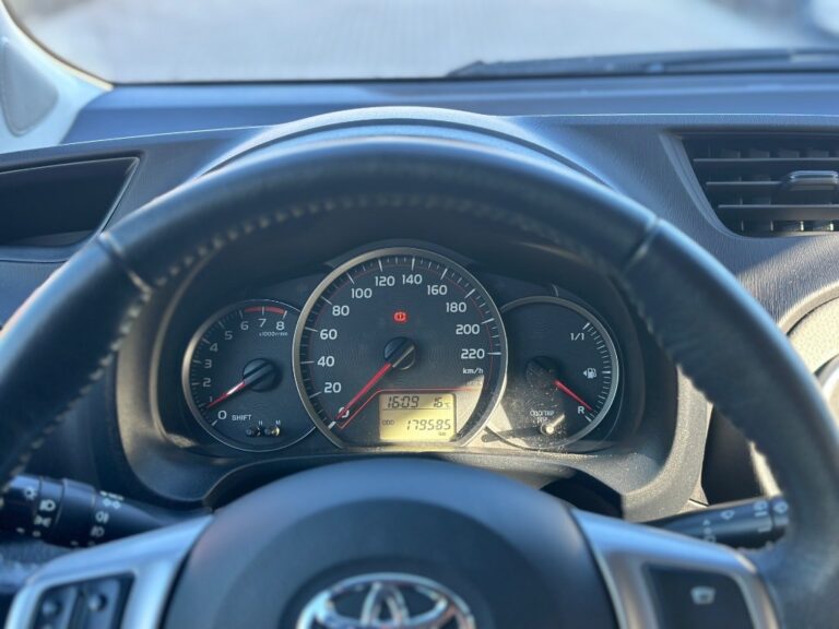 Toyota Yaris 1.33 Dual VVT-i Premium