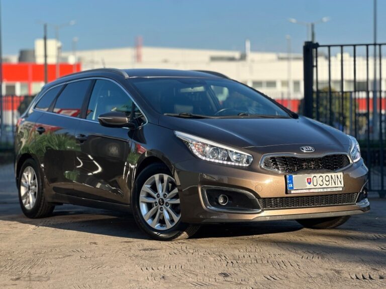 Kia Cee´d SW 1.6 GDi Team Slovakia Edition