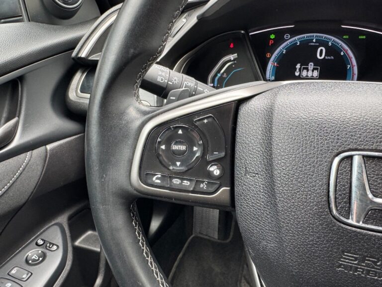 Honda Civic 1.0 DOHC VTEC Turbo Elegance CVT