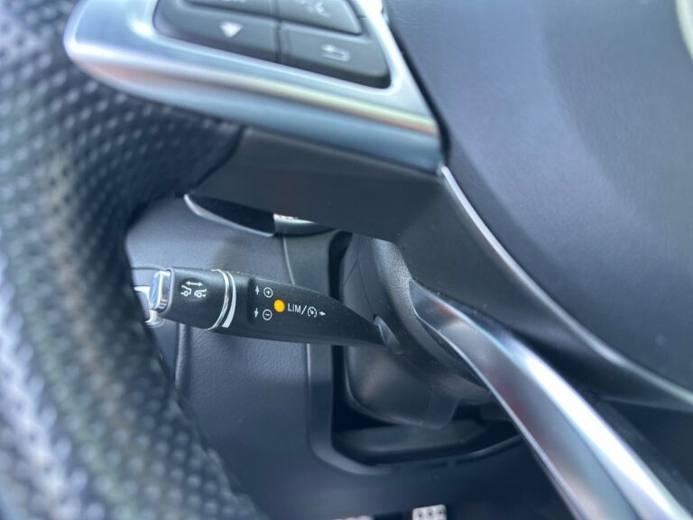 Mercedes-Benz GLC SUV 220d 4MATIC A/T