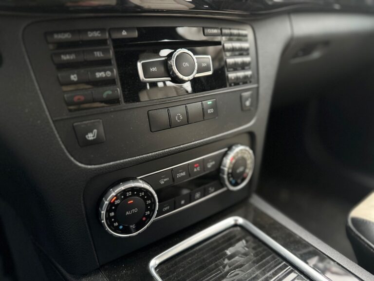 Mercedes-Benz GLK 350 CDI BlueEFFICIENCY 4MATIC A/T