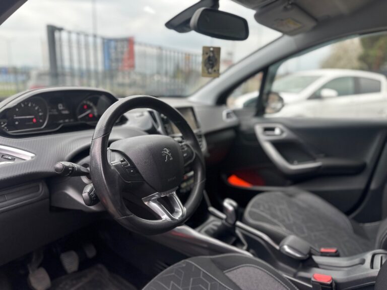 Peugeot 2008 1.2 PureTech Active