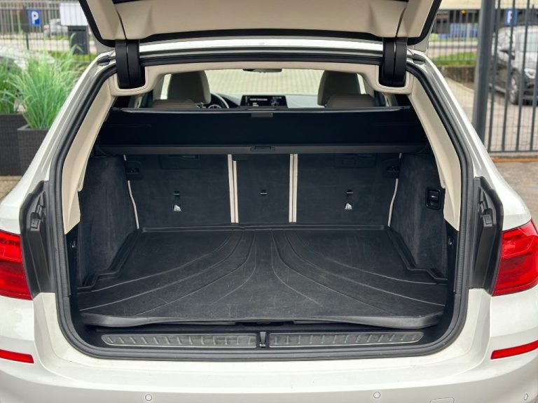BMW Rad 5 Touring 520d xDrive A/T