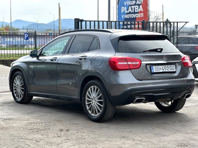 Mercedes-Benz GLA 200 d A/T