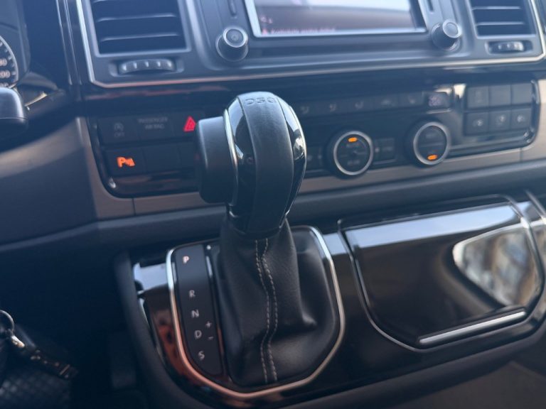 Volkswagen Multivan 2.0 BiTDI BMT Comfortline 4MOTION DSG