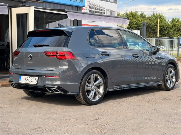 Volkswagen Golf 1.5 eTSI ACT 150k R-Line DSG