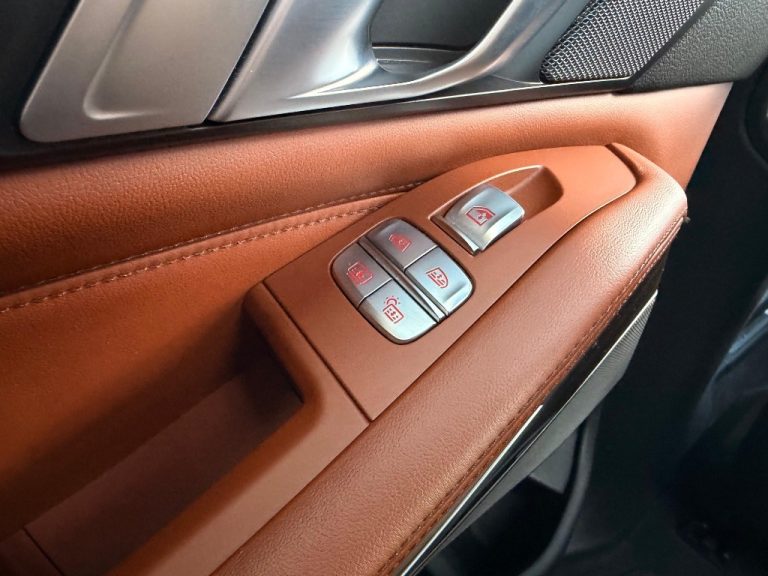 BMW X7 xDrive 40i A/T