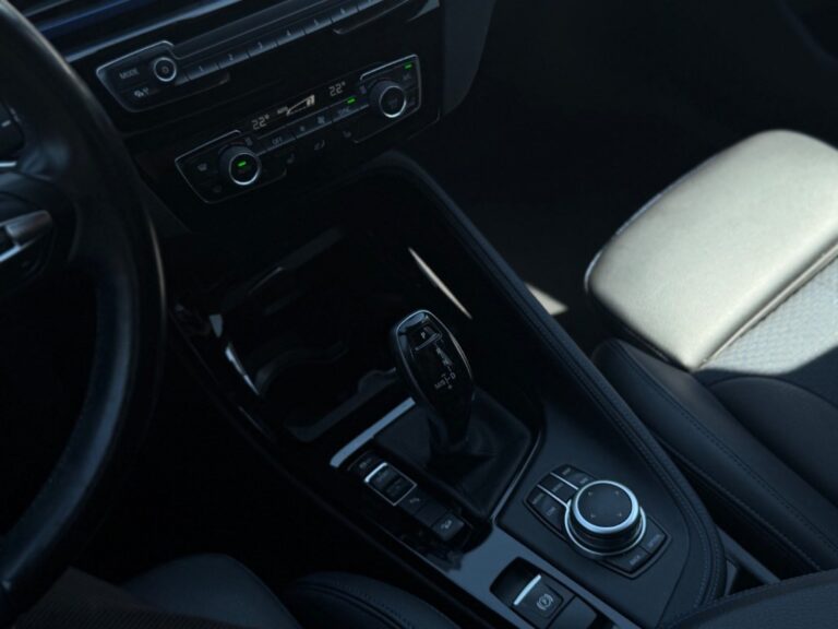 BMW X1 xDrive 18d A/T