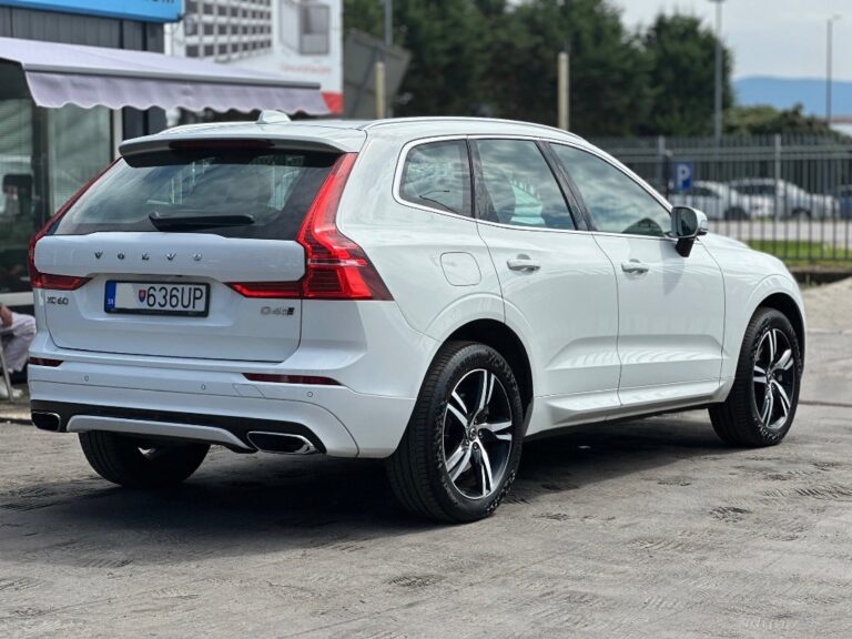 Volvo XC60 D4 R-Design AWD A/T